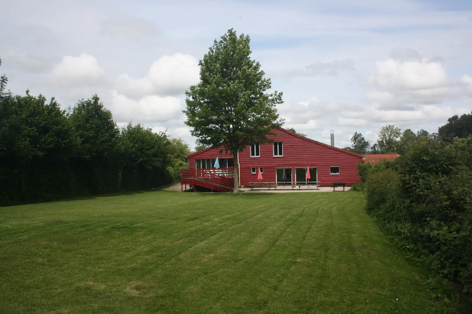 Le chalet d’Herly et son grand jardin